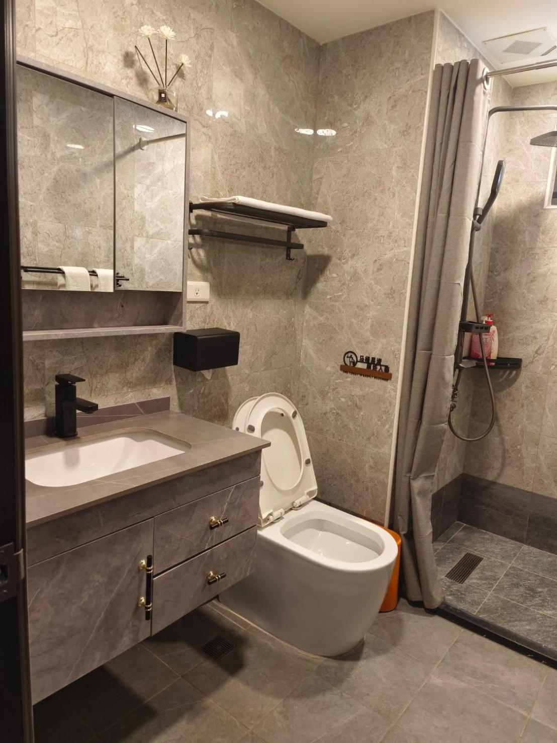 Jing Cheng Homestay Жинченг Екстериор снимка