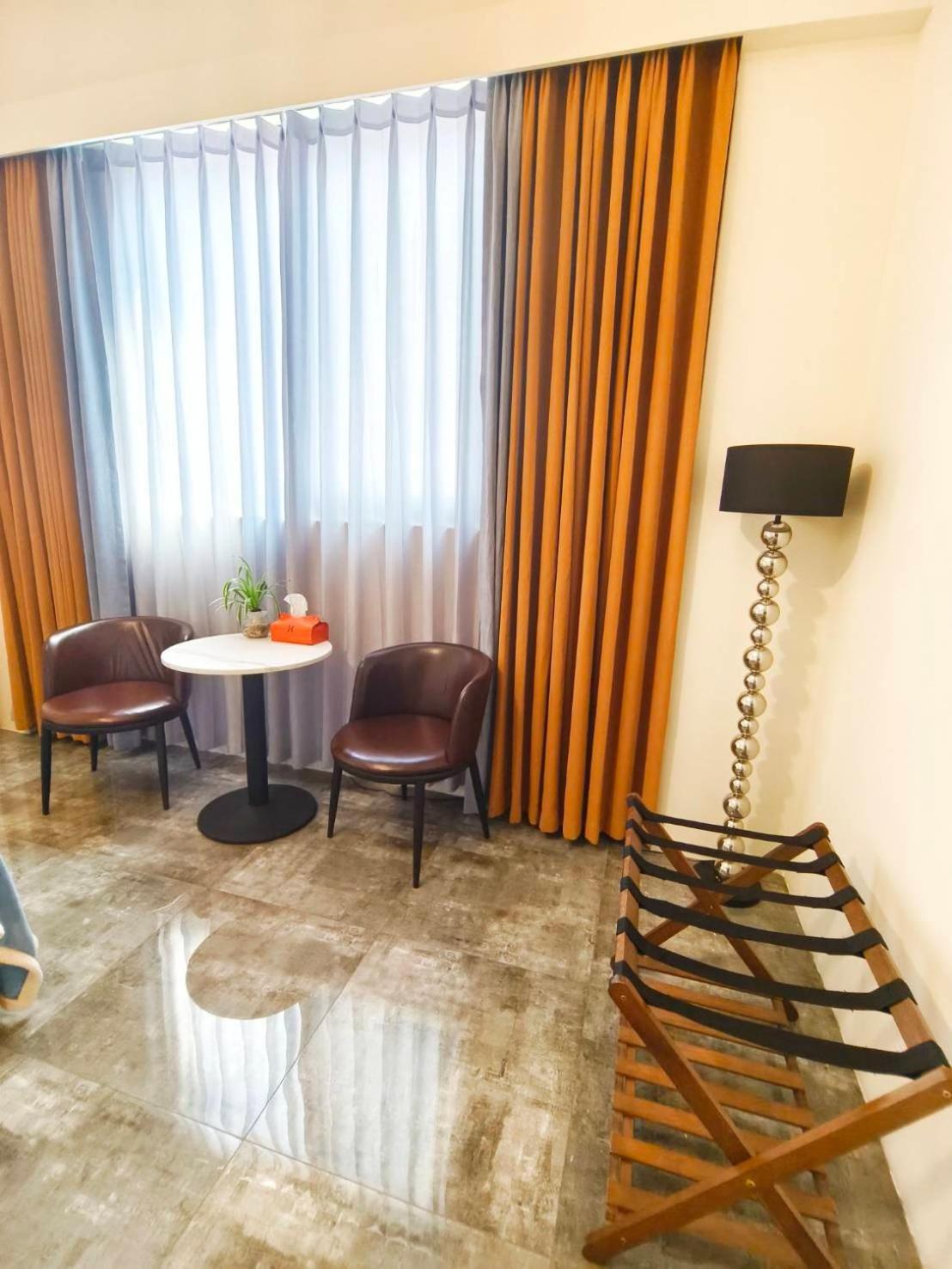 Jing Cheng Homestay Жинченг Екстериор снимка